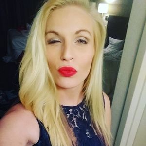 Meet your Posher, Sherry